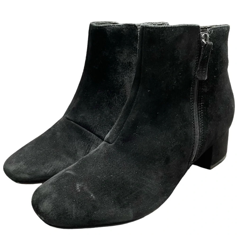 Clarks Marilyn Beth Black Suede Leather Ankle Boots Booties Womens Size 10